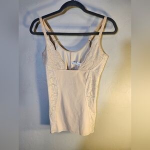 Maidenform torsette anti static open bust firm control lace panel  sz L